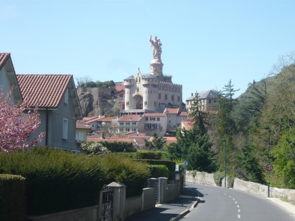 Le Petit St Clair Apartment Le Puy-en-Velay Exterior photo