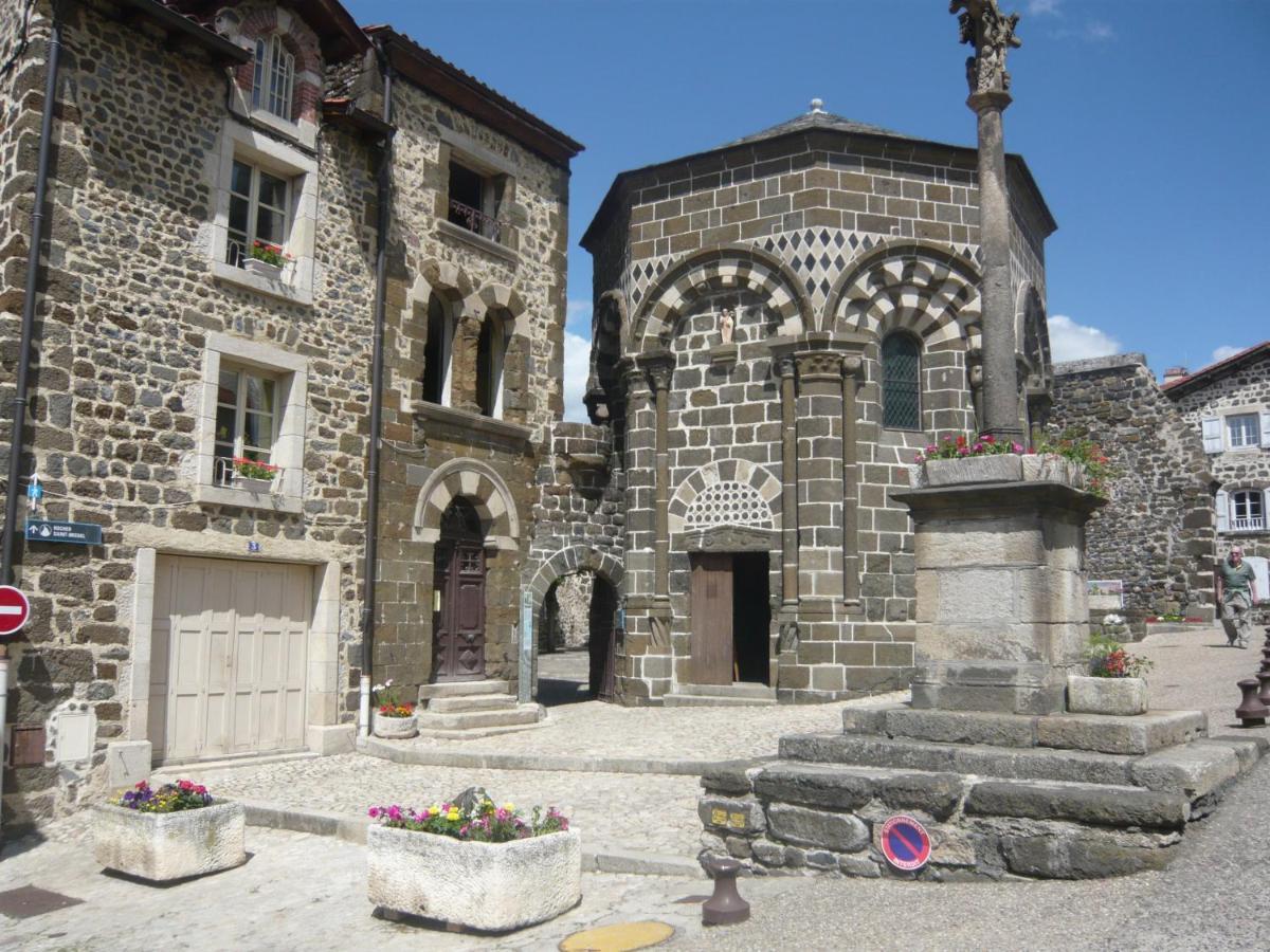 Le Petit St Clair Apartment Le Puy-en-Velay Exterior photo