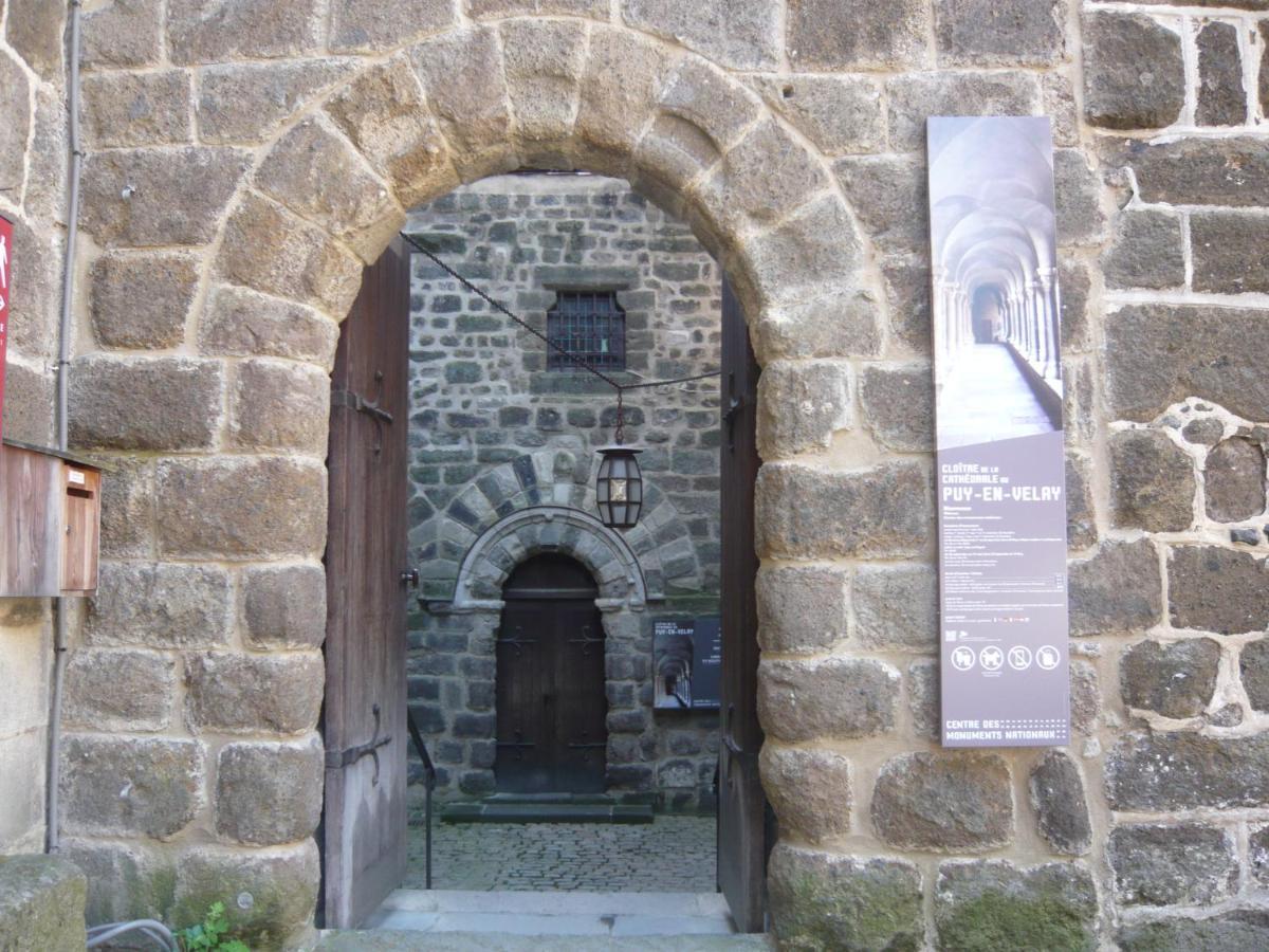 Le Petit St Clair Apartment Le Puy-en-Velay Exterior photo